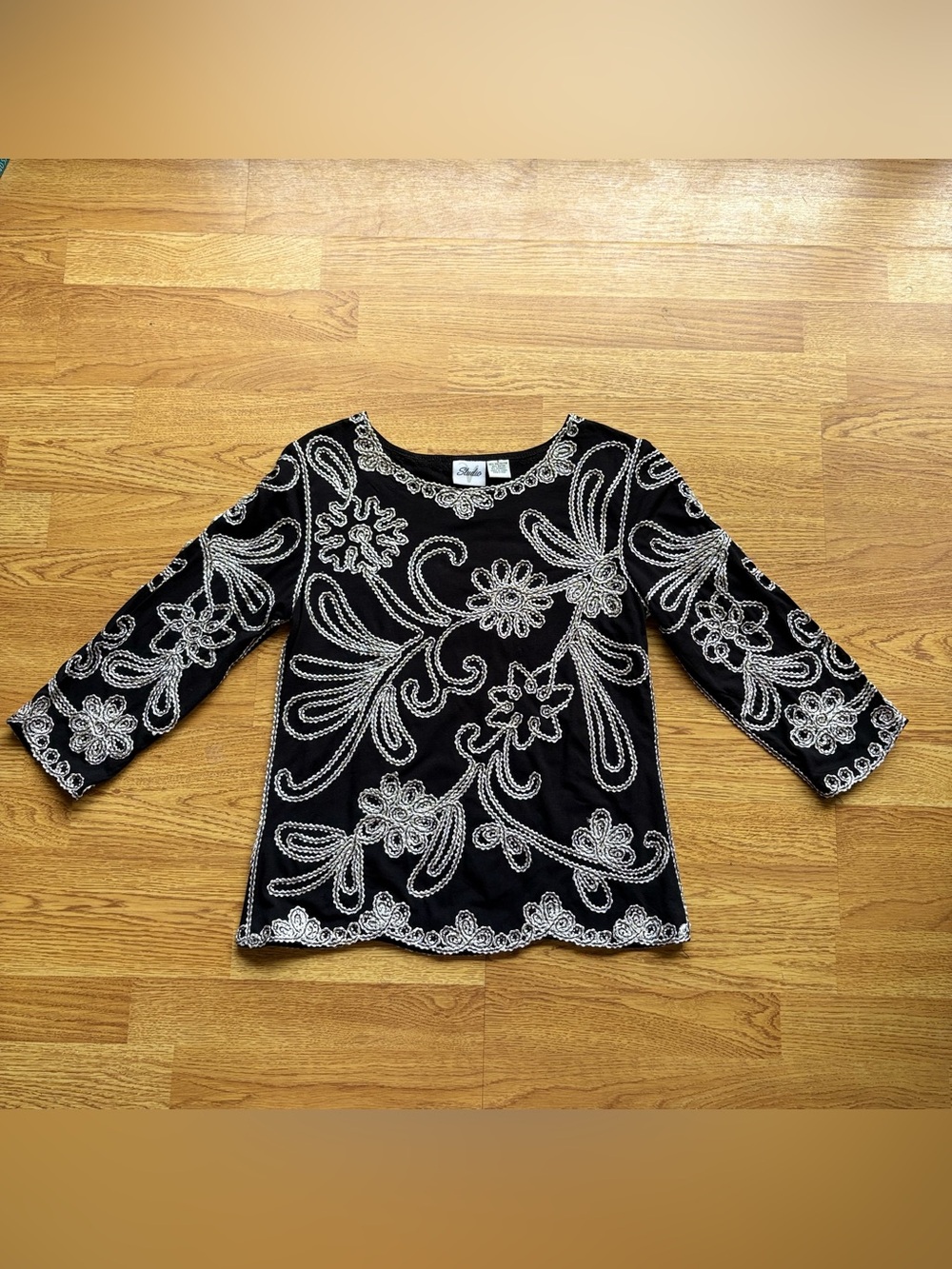 Studio V Vintage Elegant Black Silver Embroidered Floral Design Vintage Y2K Sz S